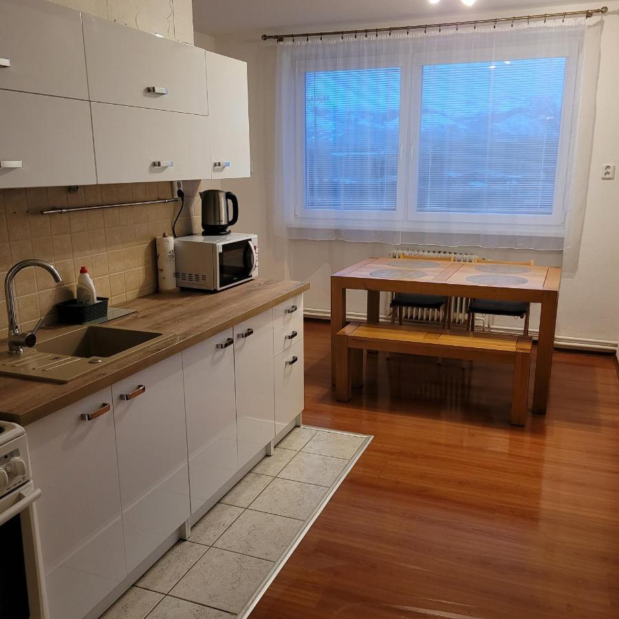 Apartman Zuzka 벨카 롬니차 외부 사진